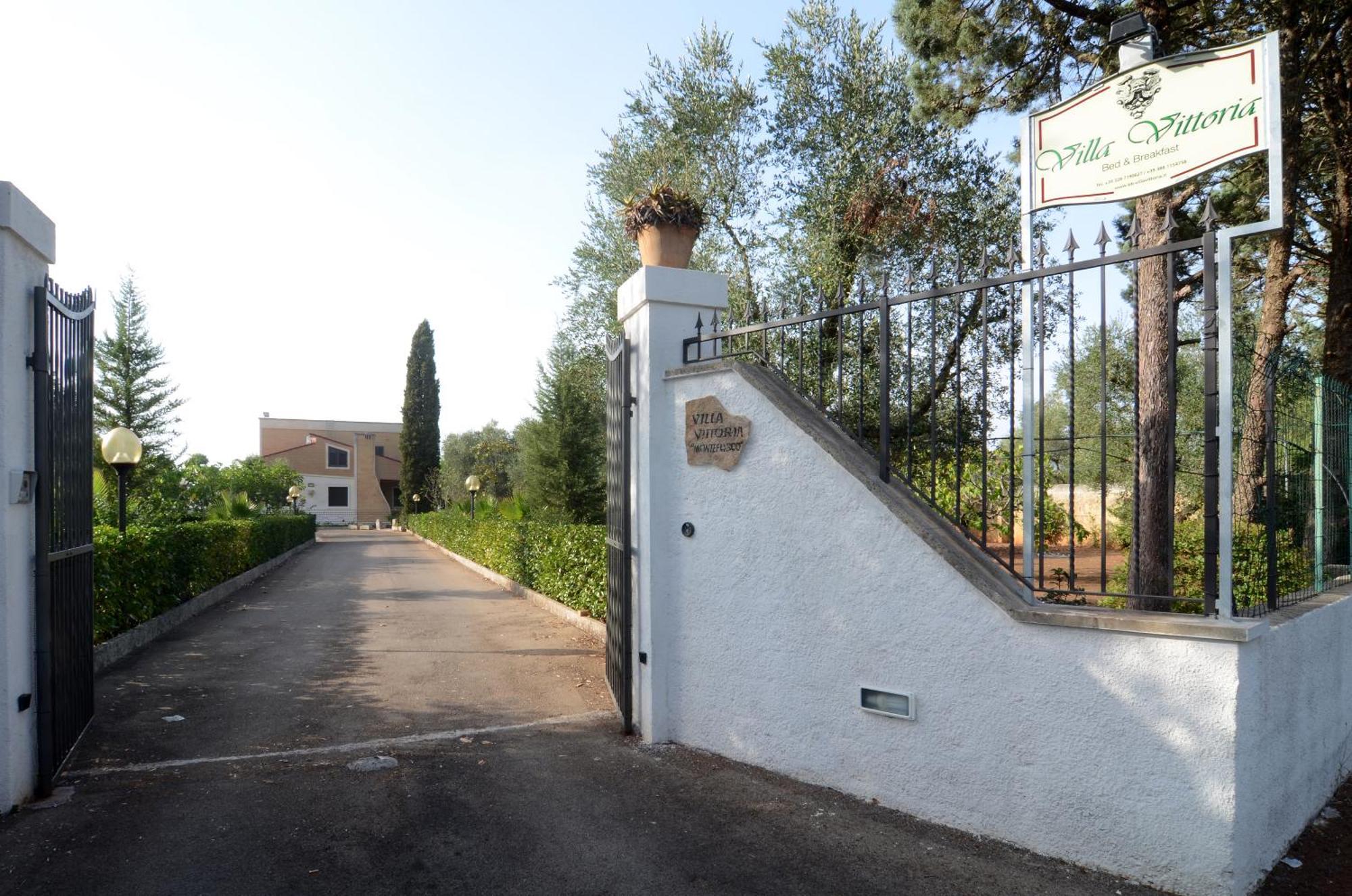 מאלייה B&B Villa Vittoria מראה חיצוני תמונה