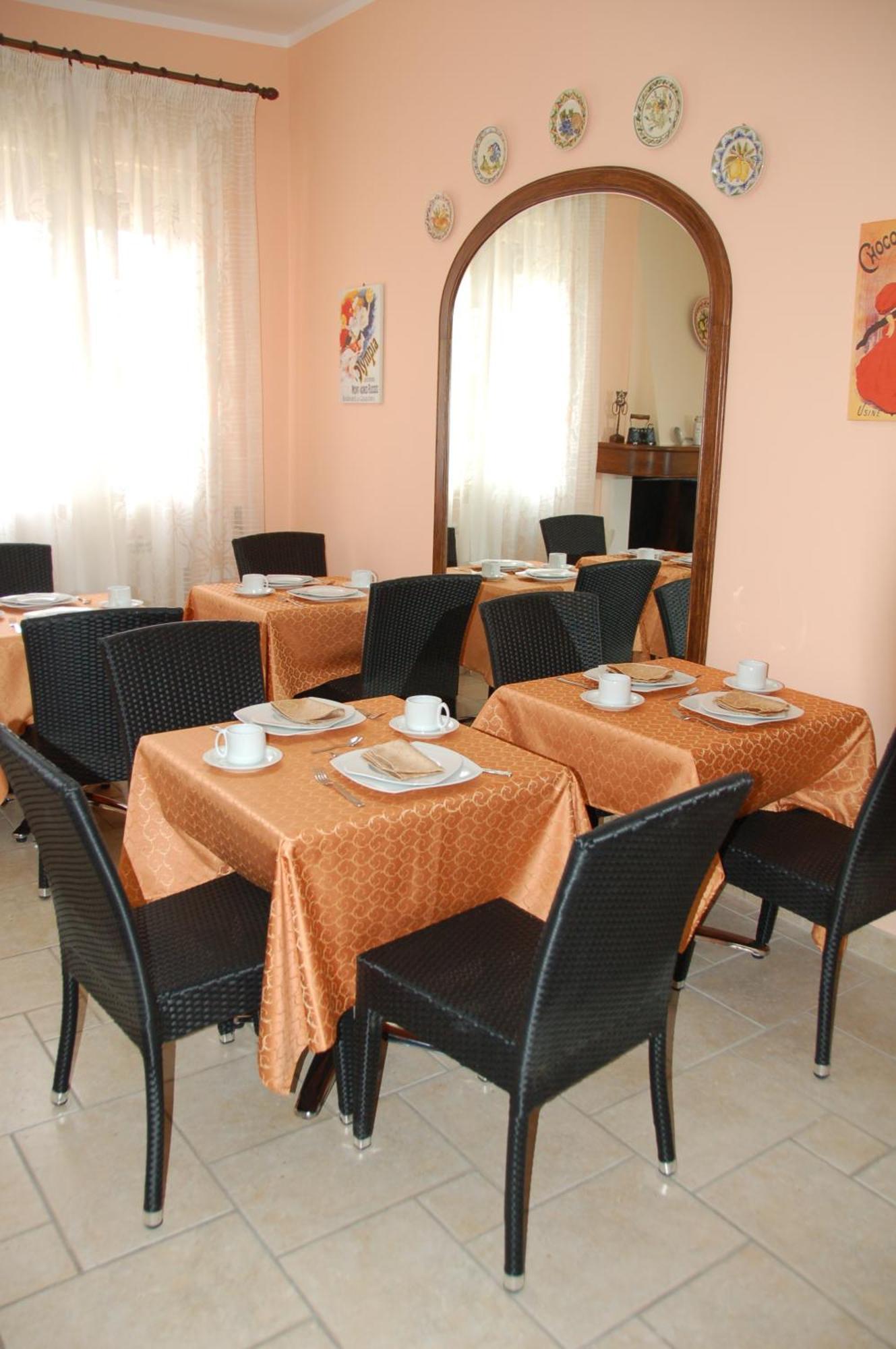 מאלייה B&B Villa Vittoria מראה חיצוני תמונה