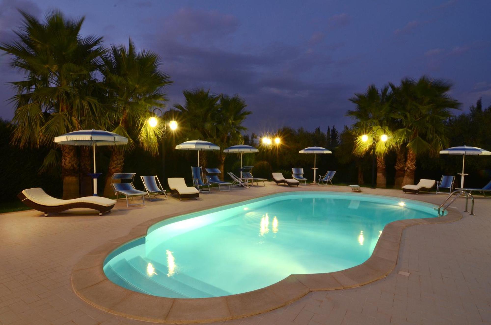 מאלייה B&B Villa Vittoria מראה חיצוני תמונה