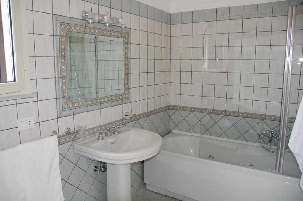 מאלייה B&B Villa Vittoria מראה חיצוני תמונה